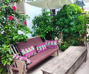 Yellow Card Apartment & Bungalows Paje Tanzania