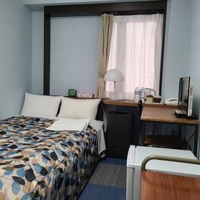 NearBy Hotel