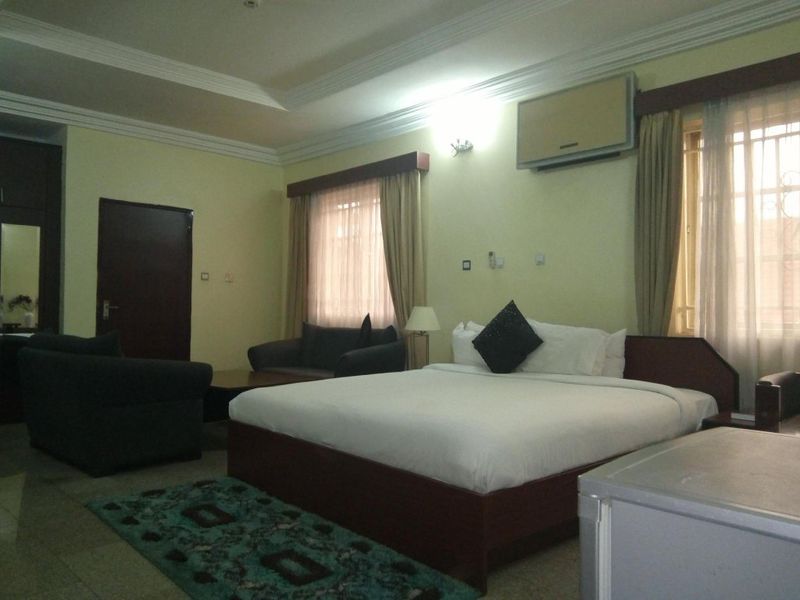 Hotel Photo 9
