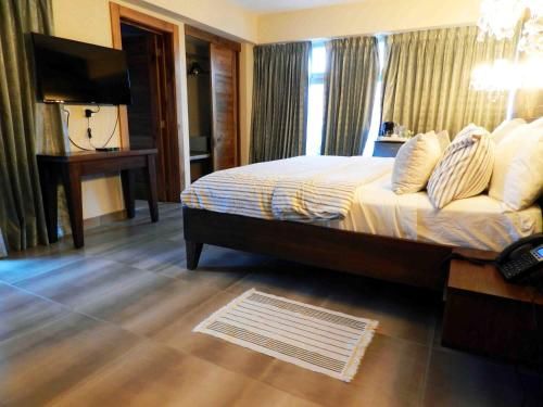 Hotel Photo 5