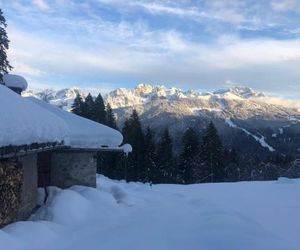 Casa Salvaterra Affittacamere Pinzolo Italy