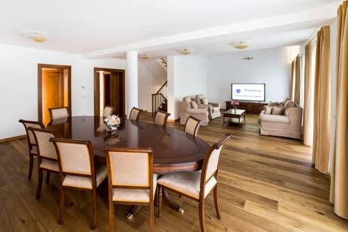Hotel Photo 10