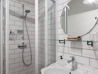 CoHome Downtown and quiet art apartment