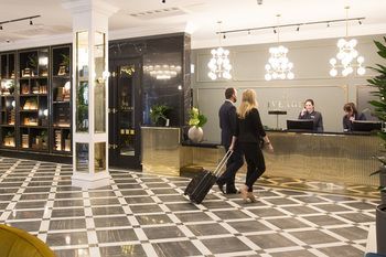 Hotel Photo 8