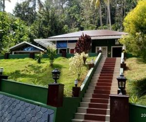 Fab Valley Homestay Munnar India