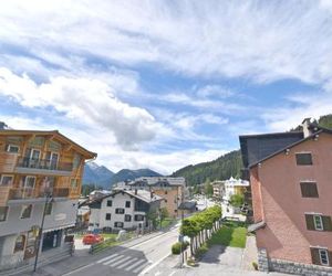 MIRALAGO 04 APPARTAMENTO Madonna di Campiglio Italy