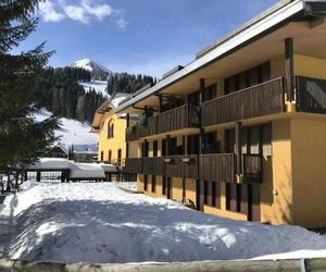 DES ALPES 24 APARTMENT Madonna di Campiglio Italy