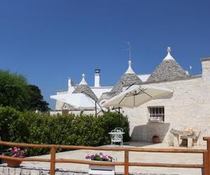 Trulli di Rosa Locorotondo Italy