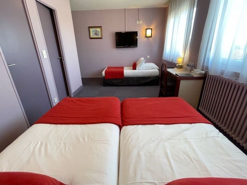 Hotel Photo 12