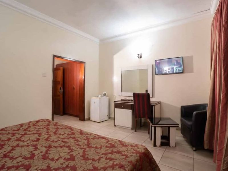 Hotel Photo 3