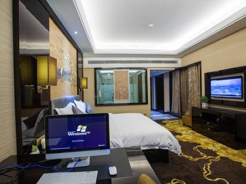 Hotel Photo 12