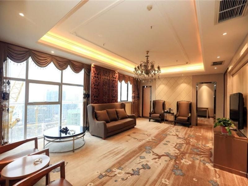 Hotel Photo 11