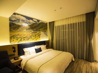 Hotel pic Zhangjiajie RoadSun Motel