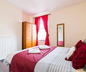 Windsor House - Spacious sleeps to 10 Birmingham United Kingdom