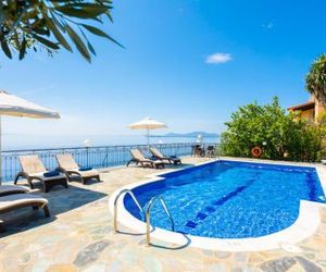Villa Lina Nissaki Greece