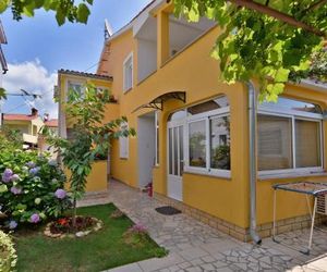 Apartments Milena 436 Fazana Croatia