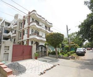 OYO 556 Hotel AVP Guest House Noida India