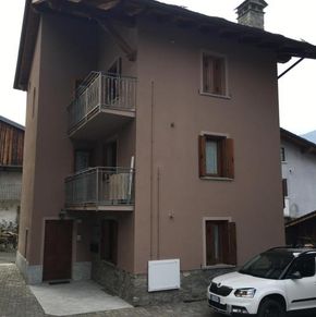 NearBy Hotel