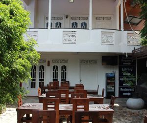 Travellers Lodge Mirissa Sri Lanka