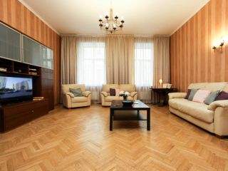 A spacious apartment near St. Isaac's
