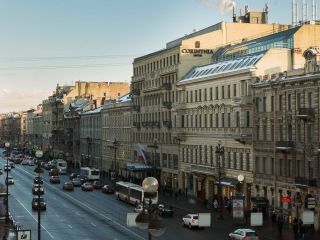 Новая квартира в самом центре с тремя спальнями
