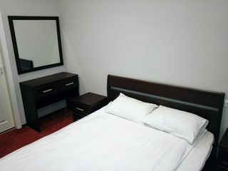 Новая квартира в самом центре с тремя спальнями