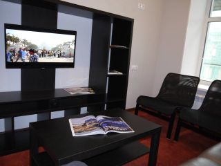 Новая квартира в самом центре с тремя спальнями