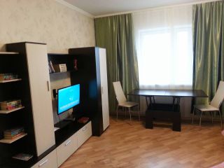 Квартира у метро "Комендантский пр."