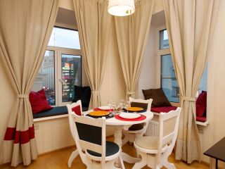 Stylish Apartments at the Metro.