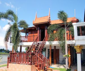 River Breeze Guest House Ayutthaya City Thailand