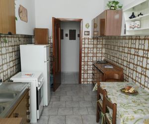 Studio with Wi-Fi and air conditioning Reggio Calabria Italy