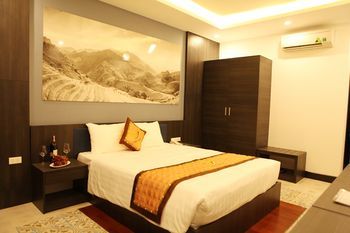 Hera Halong Hotel