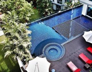 Sleep with me two bedroom gym and pool near BTS Phra Khanong Thailand