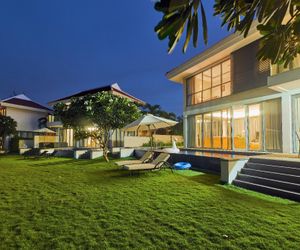  Luxury Ocean Villas F4 Cau Ha Vietnam