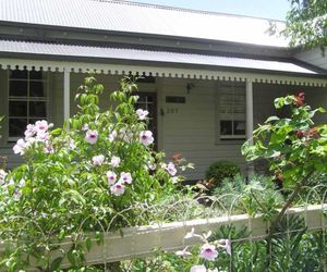 2 Bedroom Lynton Cottage Leura Australia