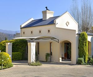 Petit Plaisir-romantic self-catering cottage Franschhoek South Africa