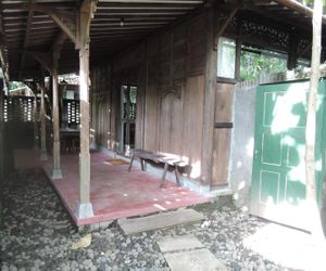 BUMAYASASTA - RUMAH JOGLO 2 Magelang Indonesia