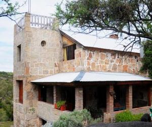 LA TOMA Complejo de Montaña - Cabañas y Habitaciones en Hosteria Mina Clavero Argentina