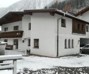 Haus Huter Feichten im Kaunertal Austria