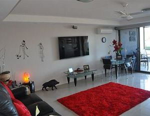 Huntington Apt 3 Alexandra Headland Australia