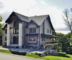 Chalets Alpins - 33 Chemin Blanc Stoneham Canada