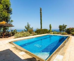 Two-Bedroom Holiday Home in Argaka Argaka Cyprus