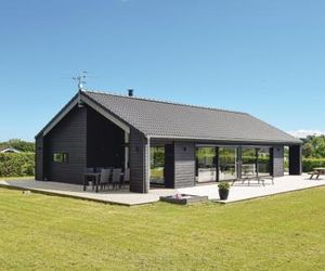 Three-Bedroom Holiday Home in Humble Osterskov Denmark