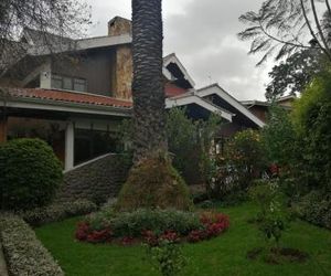 Casa Todosantos Cuenca Ecuador