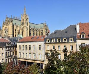 grand appartement vue cathedrale Metz France