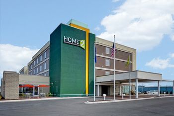 Photo of Home2 Suites Green Bay