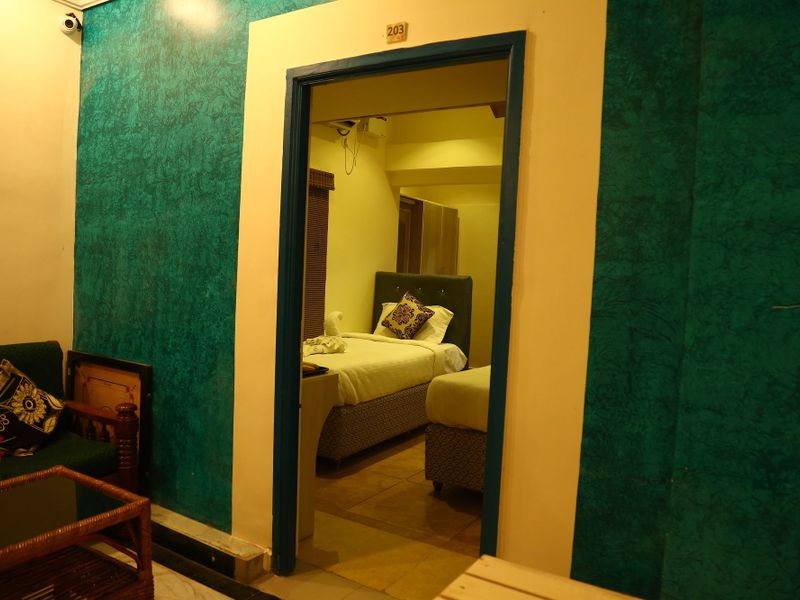 Hotel Photo 6