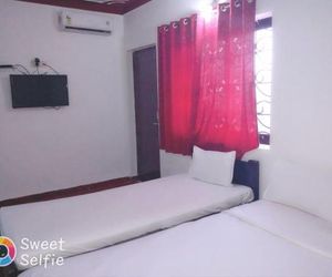 Budget beach stay in Titos Lane Baga India