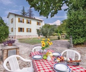 Three-Bedroom Holiday Home in Spoleto -PG- Bazzano Inferiore Italy
