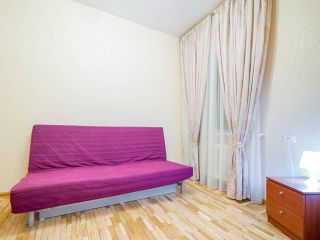 Невский пр 54 у Елисеевского 1к квартира